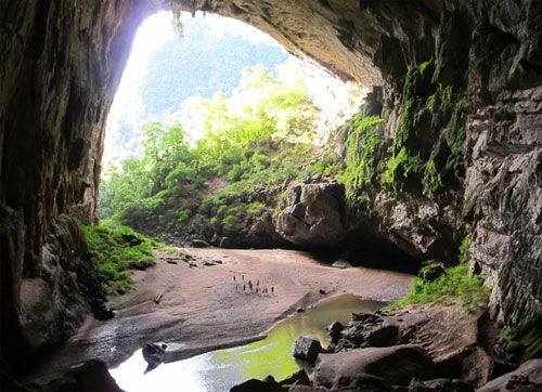 Rock climbing contest to be held in Phong Nha-Ke Bang