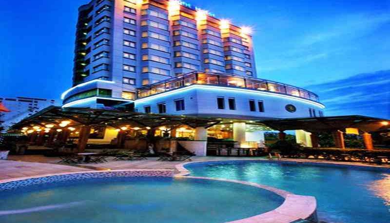 THE LIGHT HOTEL & RESORT