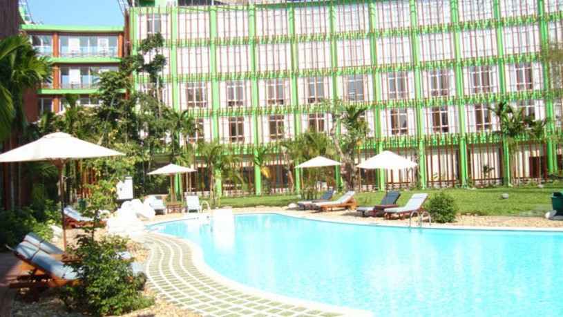 Green Hotel